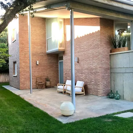 Casa Luminosa, Piscina Privada Y Del Arbol Σπίτι διακοπών Nueno