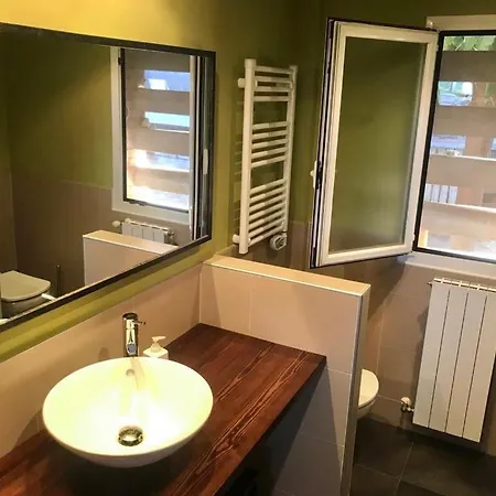 Σπίτι διακοπών Casa Luminosa, Piscina Privada Y Del Arbol
