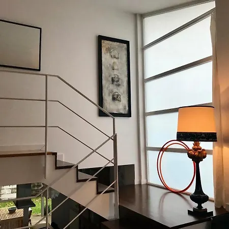 Casa Luminosa, Piscina Privada Y Del Arbol * Nueno